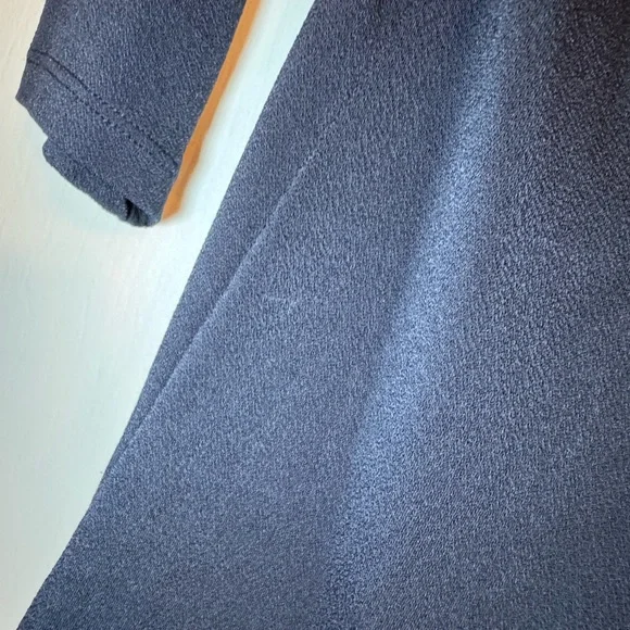 Ann Taylor Classic Navy Blue Long Sleeve Top - Picture 4 of 4